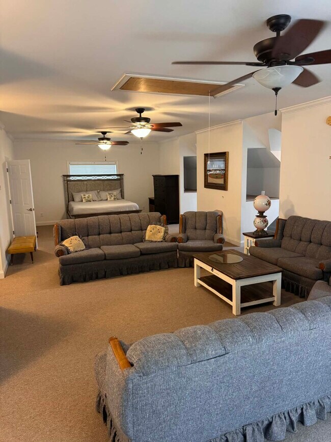 Foto del edificio - 1255 John E Sullivan Rd