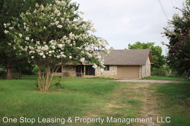 Building Photo - 560 Upper Elgin River Rd
