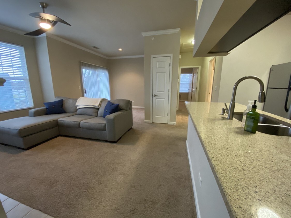 Foto principal - 2504 Durango Ln