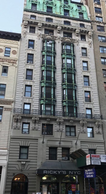 Building Photo - 112 W 72nd St