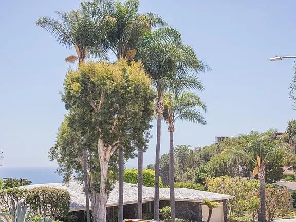 Building Photo - NO MIN CREDIT SCORE REQUIRED, BK OKAY, PAS...