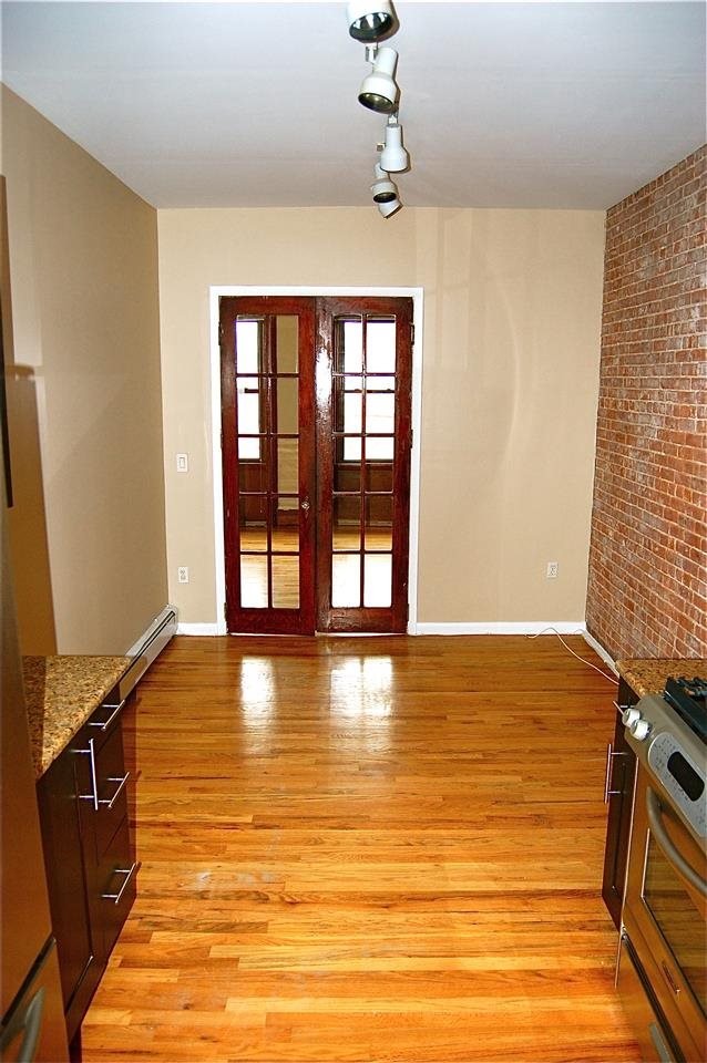Foto del edificio - 816 Willow Ave