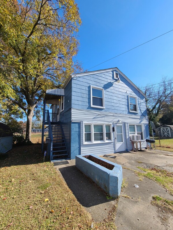 2117 Staunton Ave, Portsmouth, VA 23704 Condo for Rent in Portsmouth