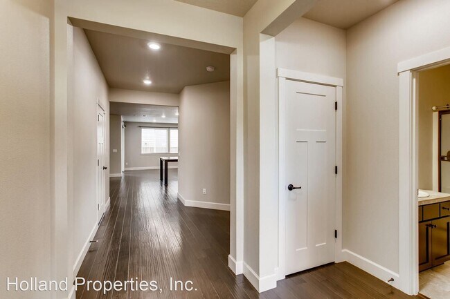 Building Photo - 5 br, 3 bath House - 7951 SW Patience Drive