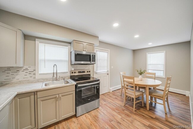 Foto del edificio - 130 5th Ave