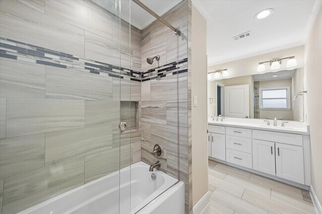 Foto del edificio - 9407 Cranleigh Ct