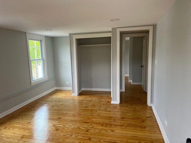 Foto del edificio - 7 Rock St