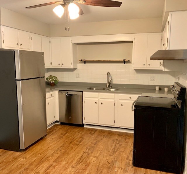 Foto principal - 629 S Batavia Ave