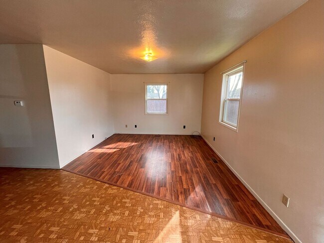 Foto del edificio - 411 E Essex St