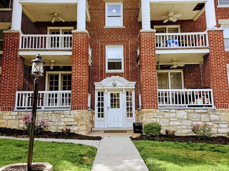 Primary Photo - 1602 W 37th St
