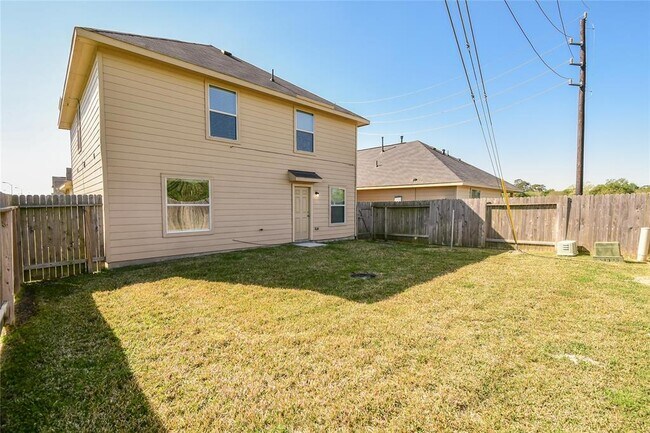 Building Photo - 21631 Silver Birch Dr