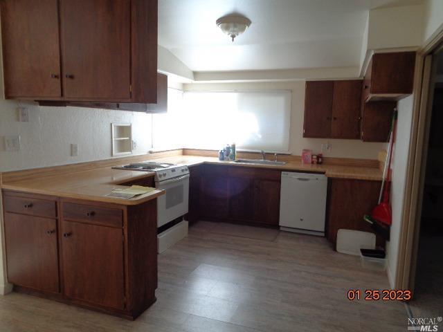 Building Photo - 449 Azalea Way