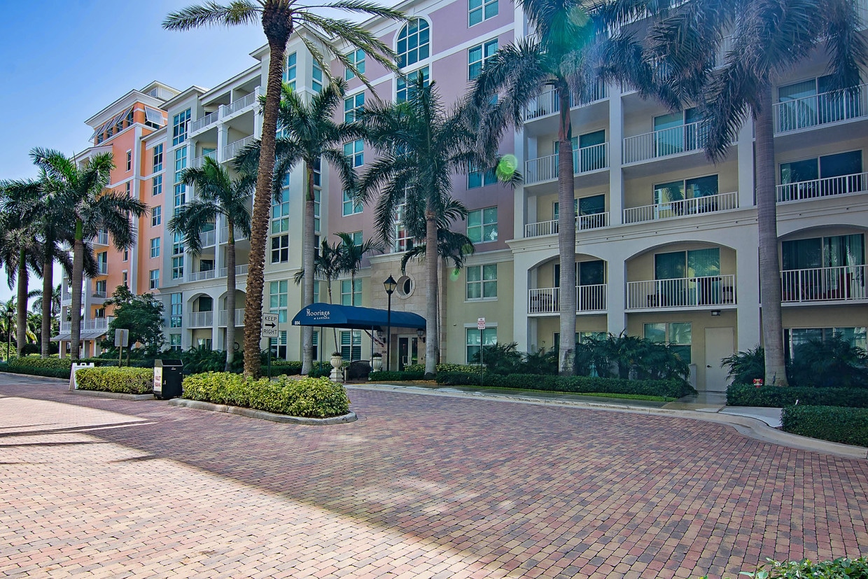 804 E Windward Way, Lantana, FL 33462 Condo for Rent in Lantana, FL