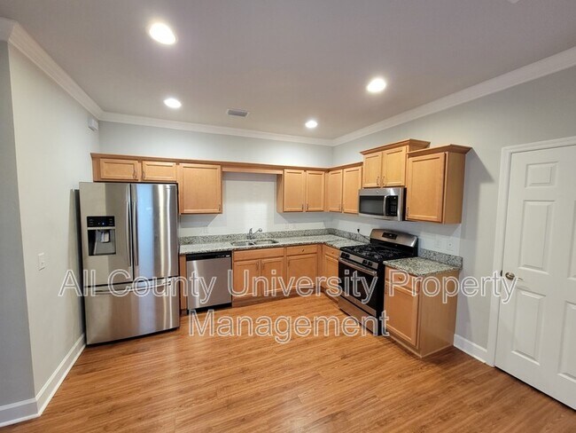 Foto del edificio - 5104 NW 21st Dr
