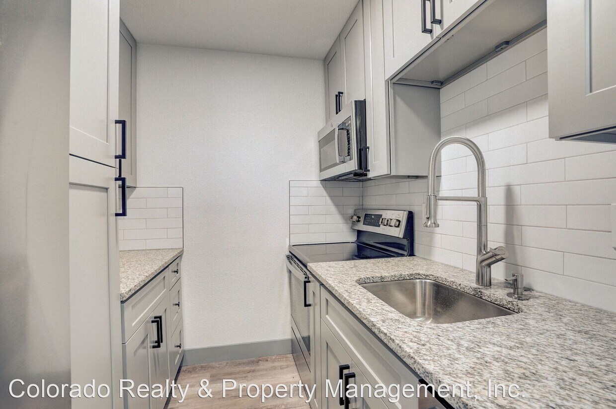 Primary Photo - 2 br, 1 bath House - 5995 East Iliff Avenu...