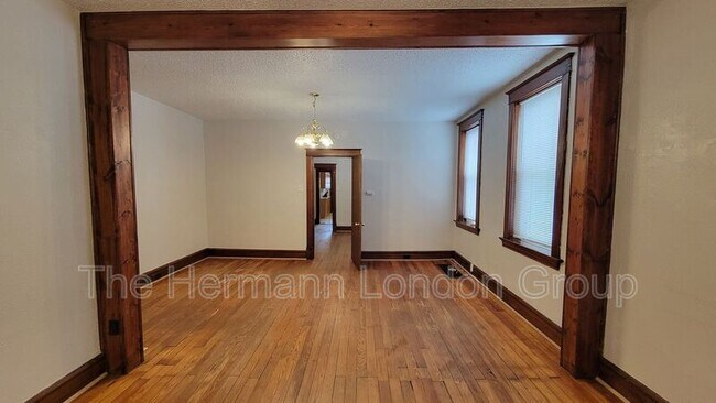 Building Photo - 4668 Rosa Ave
