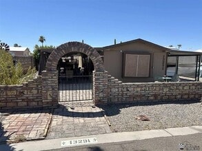 Building Photo - 13291 E 50th Dr