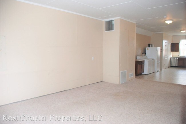 Building Photo - 468 1740 Rd
