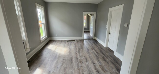 Foto del edificio - State St. Duplex