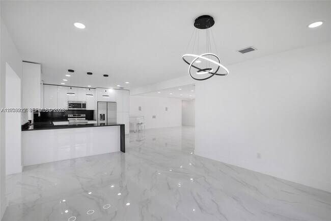 Foto del edificio - 1825 NE 197th Terrace