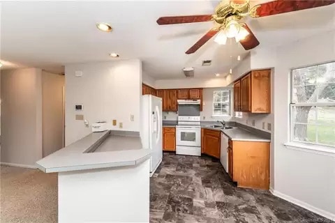 Building Photo - 13801 Castleford Dr