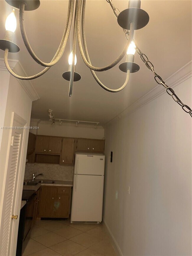 Foto del edificio - 2426 SE 17th St