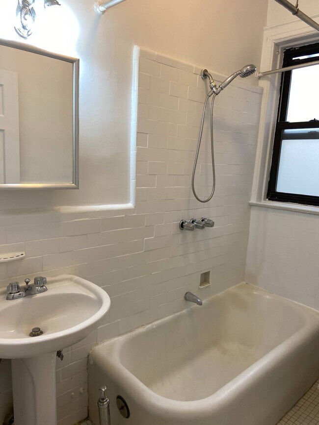 Foto del edificio - 957-967 67th St