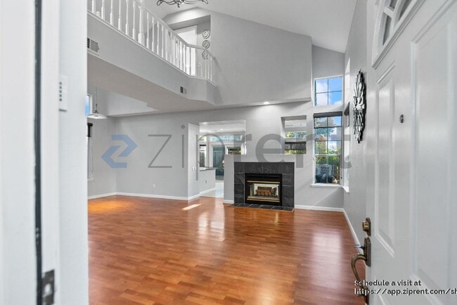 Foto del edificio - 281 Scotts Valley