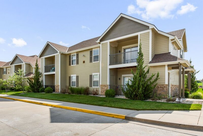 Building Photo - 430 Eisenhower Dr