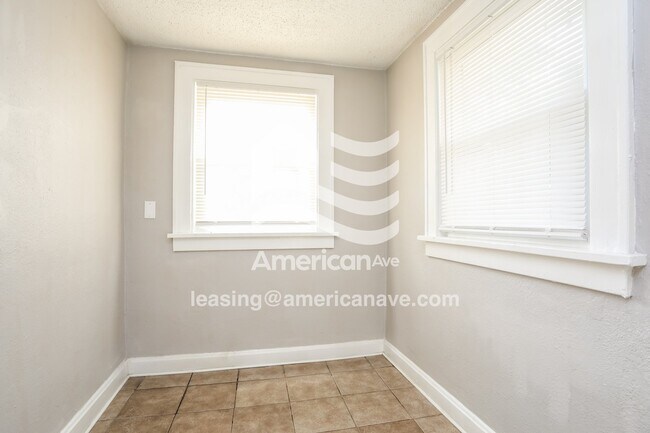 Foto del edificio - 6620 Wabash Ave