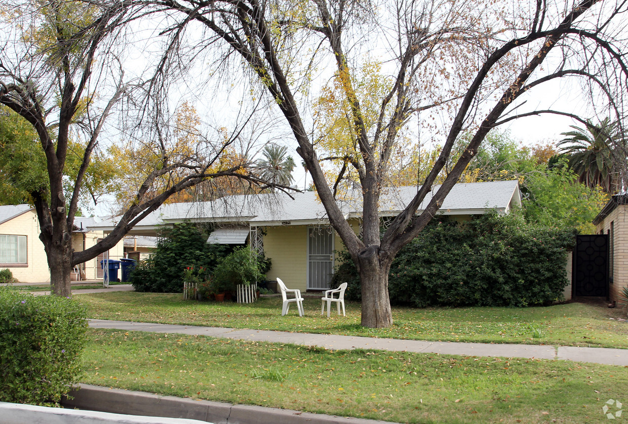 Building Photo - 1211 S Ash Ave