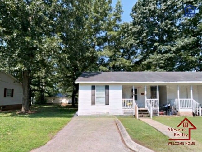Building Photo - 65 Bybee Woods Dr