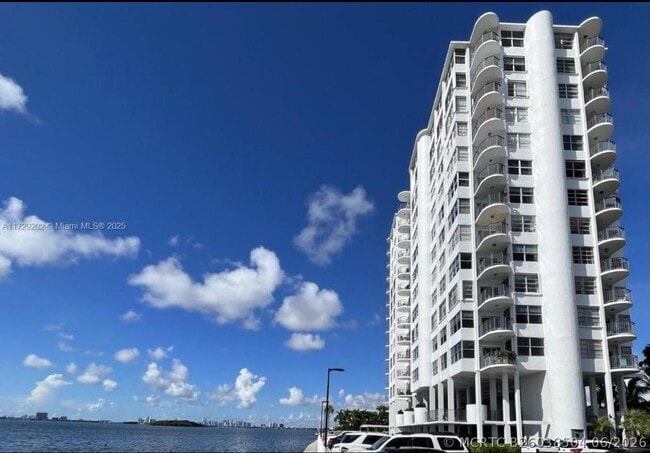 Building Photo - 11930 N Bayshore Dr