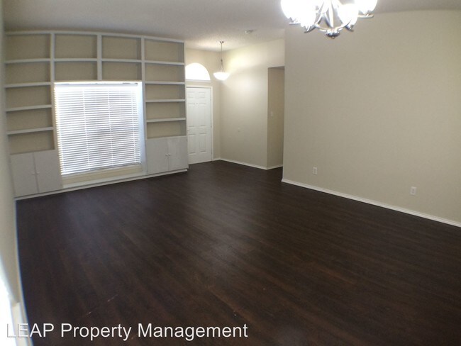 Building Photo - 3 br, 2 bath House - 3960 Bexhill Dr