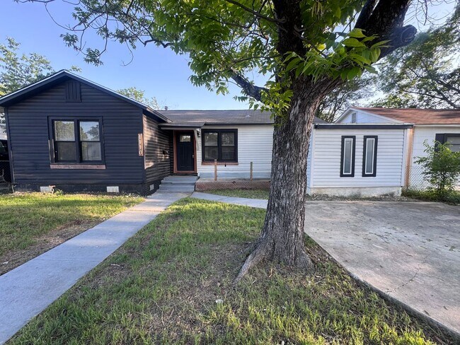 Building Photo - Welcome Home