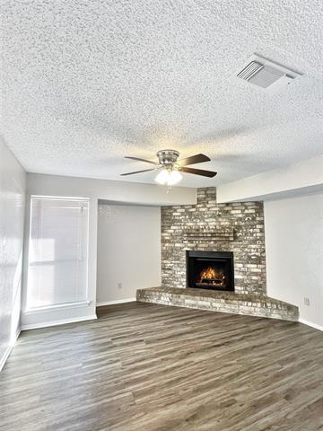 Foto del edificio - 2416 Windy Pine Ln