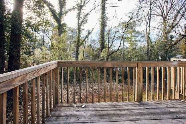 Building Photo - 3323 Midway Rd