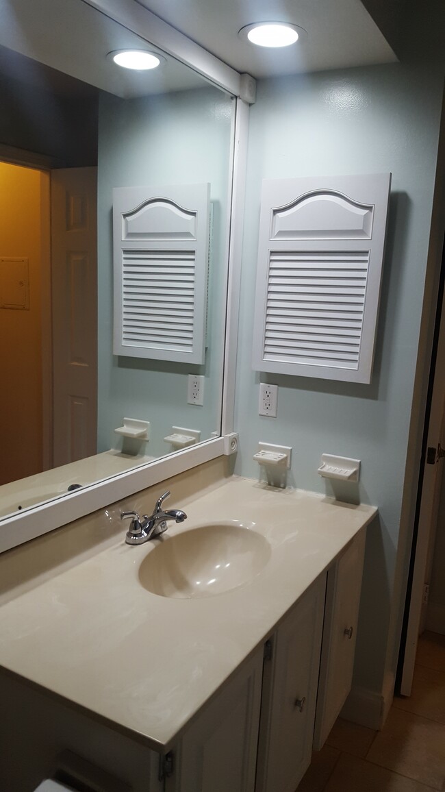 Foto del edificio - 1802 Woodbridge Commons Way