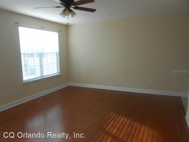 Building Photo - 3 br, 3.5 bath House - 2052 Prospect Ave
