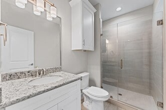 Building Photo - 3339 Beverly Frst Dr