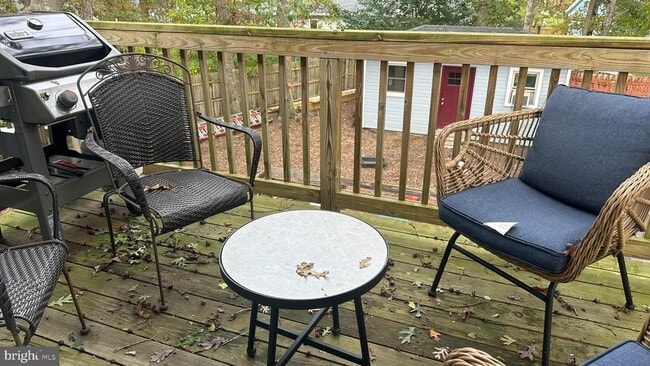 Building Photo - 41 Atlantis Ave