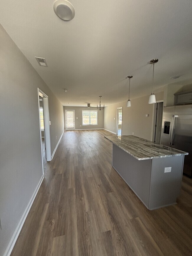 Foto del edificio - 100 Bradfield Cir