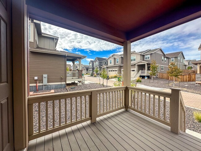 Foto del edificio - Luxurious 3bd home in Dove Village