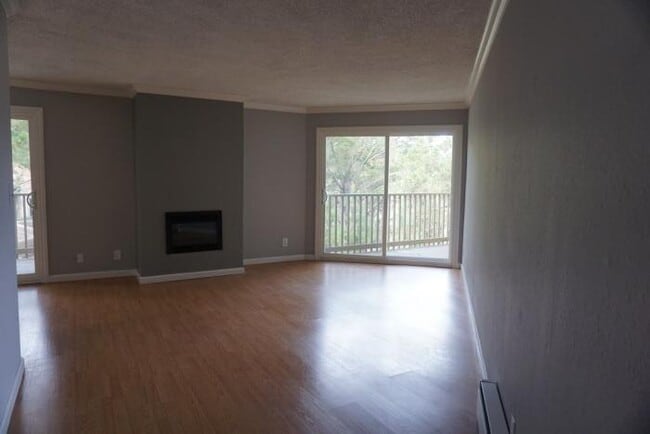Foto del edificio - 2 bedroom in Daly City CA 94015