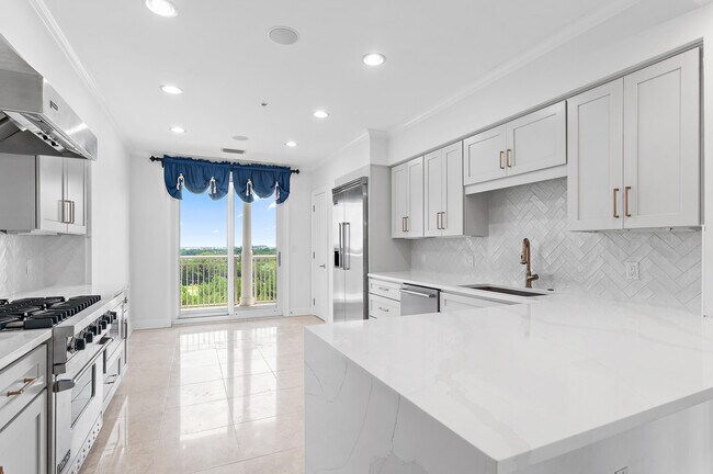 Foto del edificio - 400 Kelly Plantation Dr