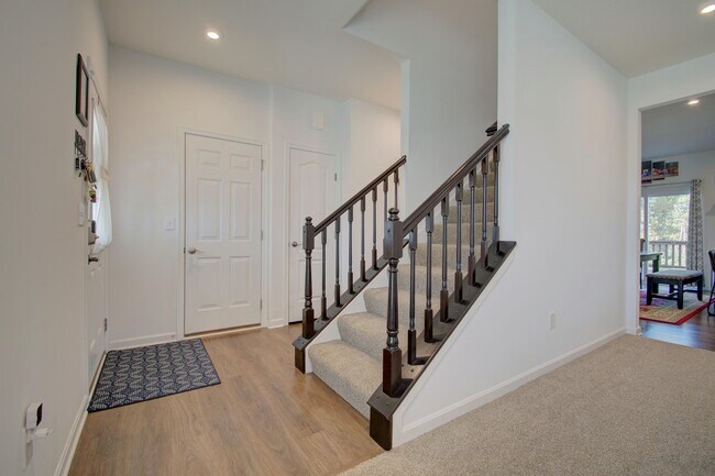 Building Photo - 6404 Dunleary Ct