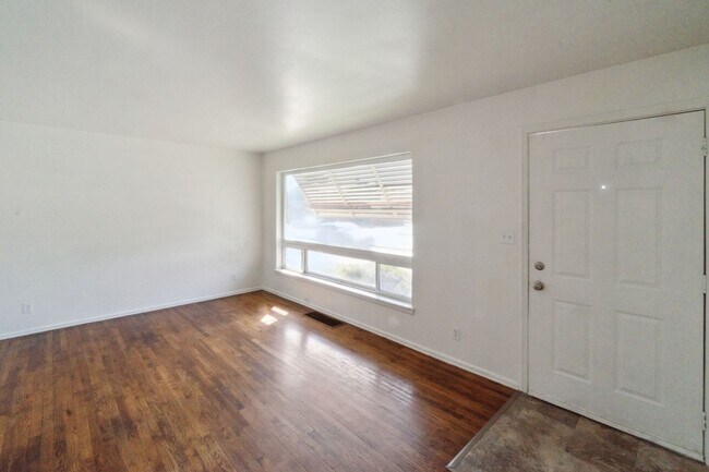 Foto del edificio - 3316-3318 N Nevada St