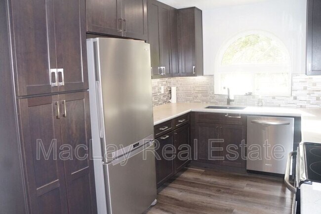 Foto del edificio - 925 N College Ave