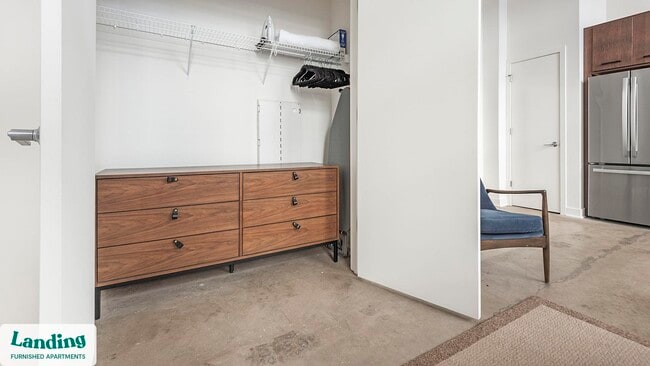 Building Photo - 300 S Broadway