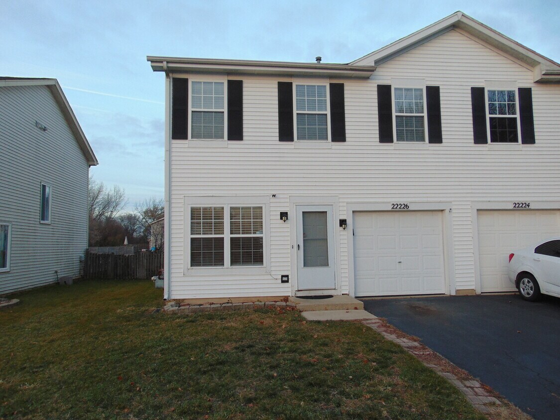22226 W Norwich Ln Unit 1, Plainfield, IL 60544 Condo for Rent in